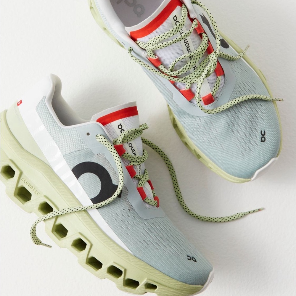 ON CLOUDMONSTER SNEAKERS - Size 10